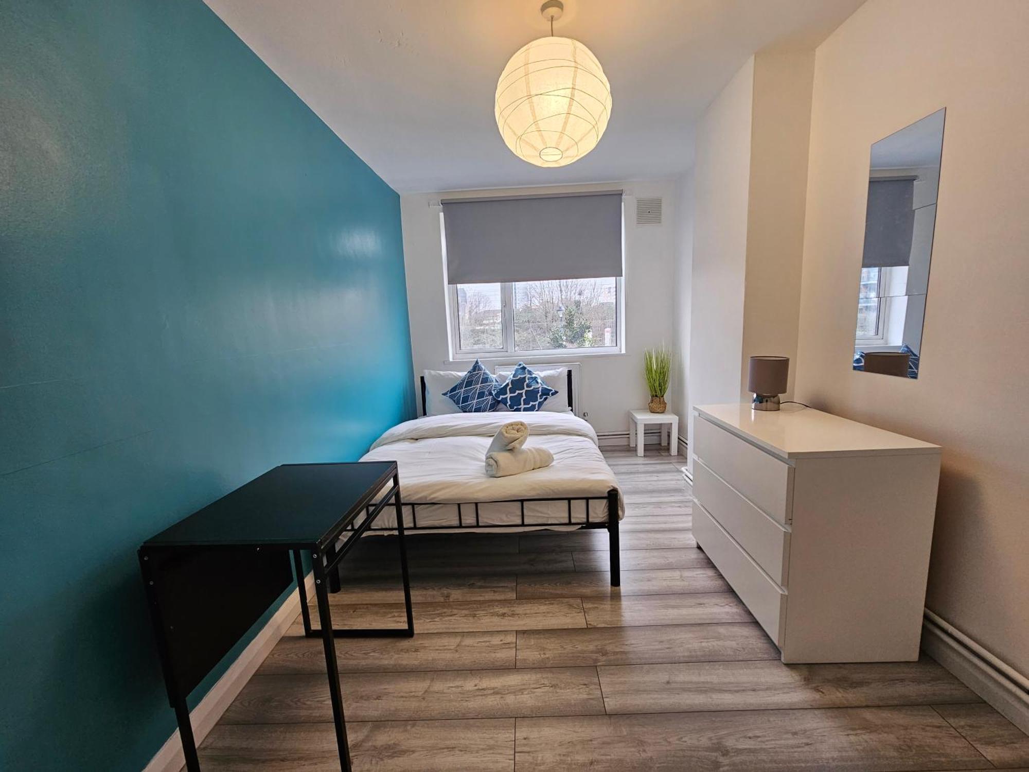 London Mile End Rooms Luaran gambar