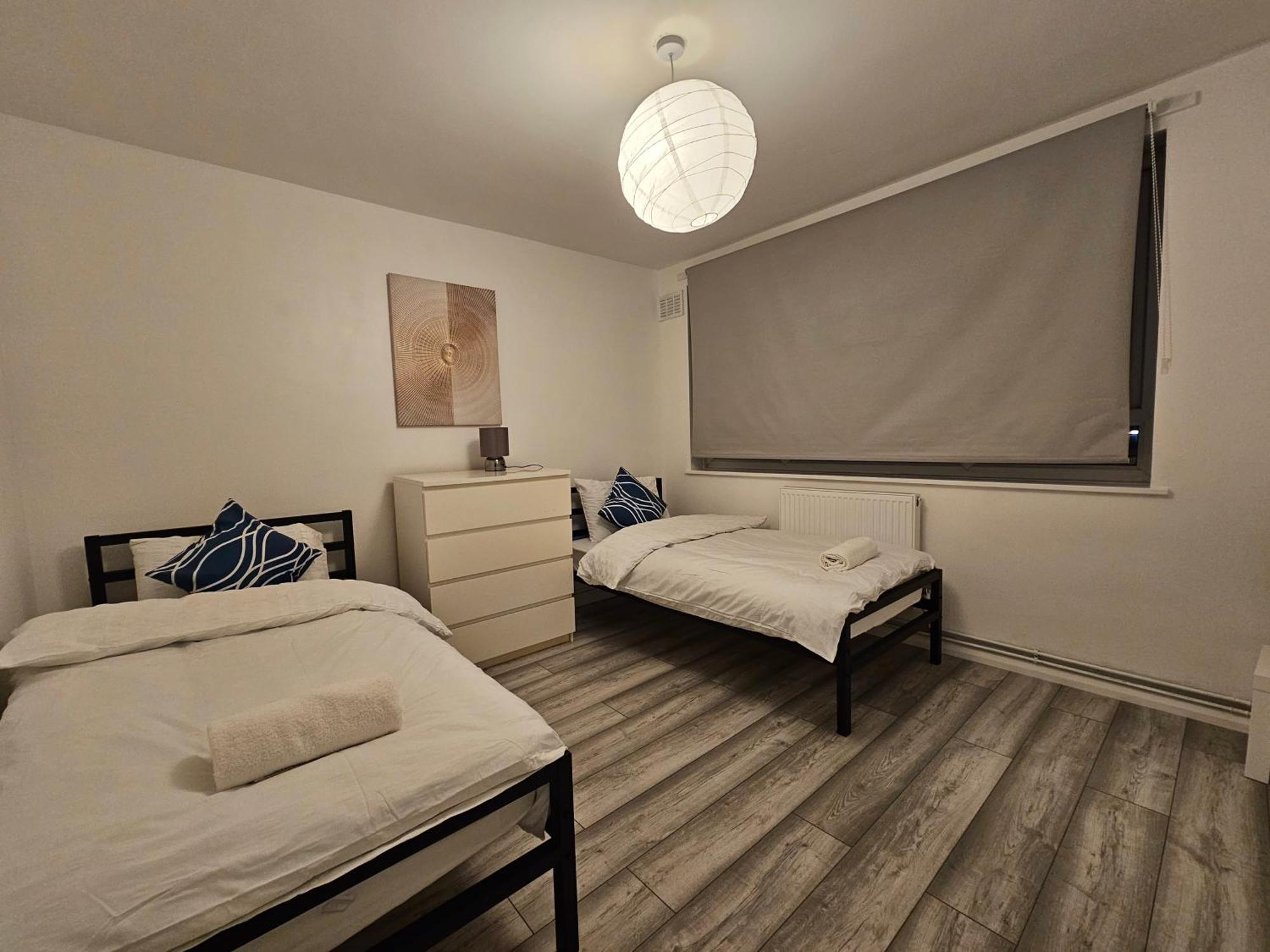 London Mile End Rooms Luaran gambar